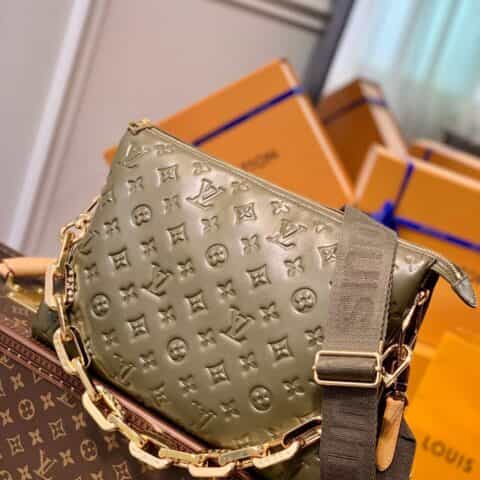 Louis Vuitton LV Coussin 链条包 M57782卡其绿