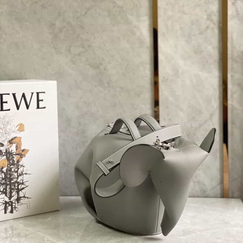 LOEWE罗意威 小牛皮特大号大象包 0537灰色