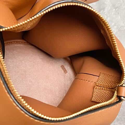 Loewe罗意威 Elephant肩挎小象包 0192棕色