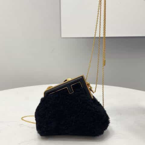 FENDI芬迪first系列F字母链条小包80026S