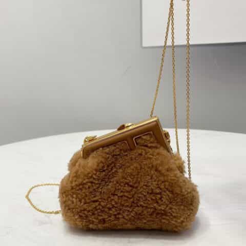 FENDI芬迪first系列F字母链条小包80026S