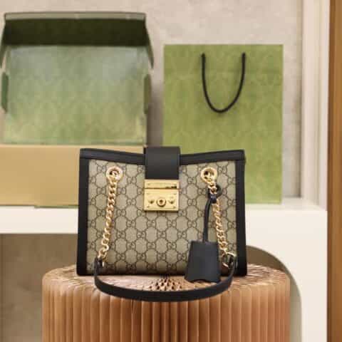 GUCCI 𝐏𝐚𝐝𝐥𝐨𝐜𝐤系列小号肩背包 498156黑色