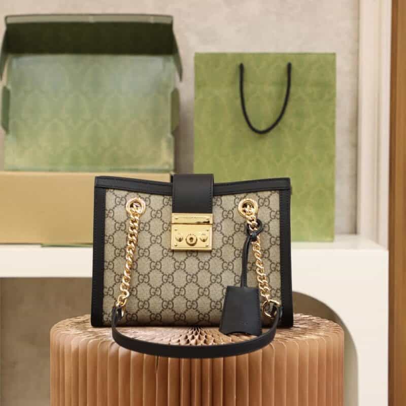GUCCI 𝐏𝐚𝐝𝐥𝐨𝐜𝐤系列小号肩背包 498156黑色