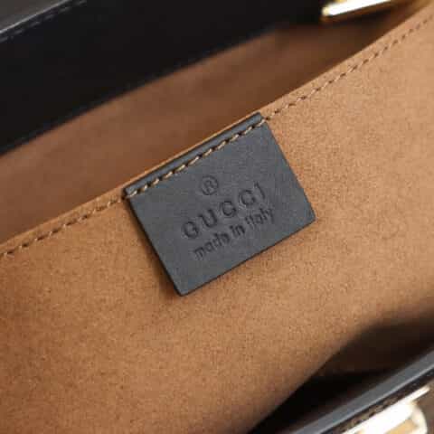 GUCCI 𝐏𝐚𝐝𝐥𝐨𝐜𝐤系列小号肩背包 498156黑色