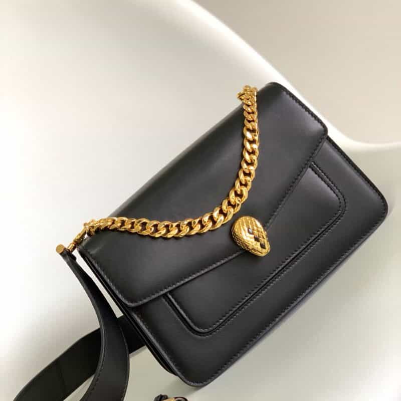 BVLGARI宝格丽酷黑小羊皮肩背包290323