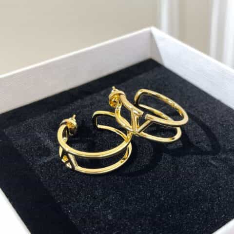 新款Celine赛琳 耳钉耳环