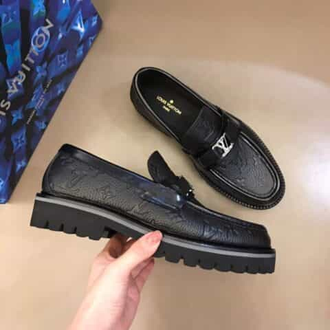 LV/路易威登   进口荔枝纹Monogram 压纹牛皮MAJOR 乐福鞋