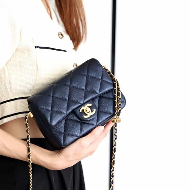 CHANEL 幻彩颗粒压花牛皮迷你口盖包 AS2855黑色