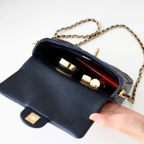 CHANEL 幻彩颗粒压花牛皮迷你口盖包 AS2855黑色