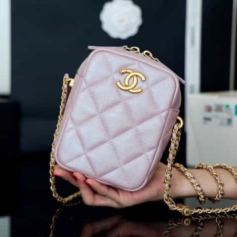 CHANEL 幻彩颗粒压花牛皮竖款相机包 AS2857粉色