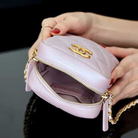 CHANEL 幻彩颗粒压花牛皮竖款相机包 AS2857粉色