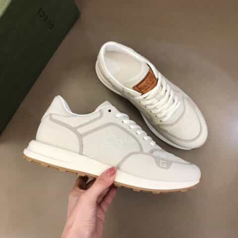 GUCCI古驰   进口压纹小牛皮G家男士GG运动鞋