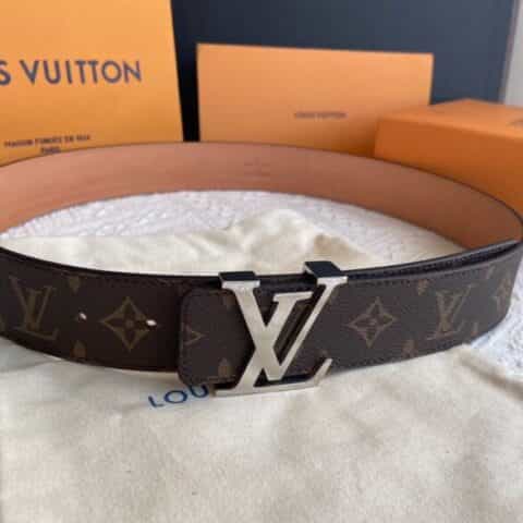 LV/路易威登   LV经典款logo卡头扣腰带3.8cm