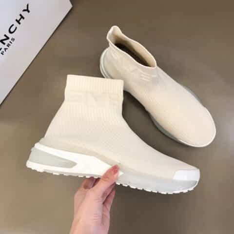 Givenchy纪梵希   高定原版一致的特殊弹力针织面料高帮秋冬男士袜子靴