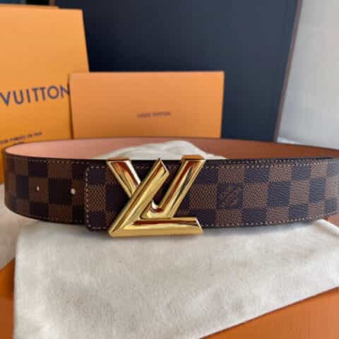 LV/路易威登   棋盘格/老花头层皮底专柜款金属扣男士3.8cm腰带