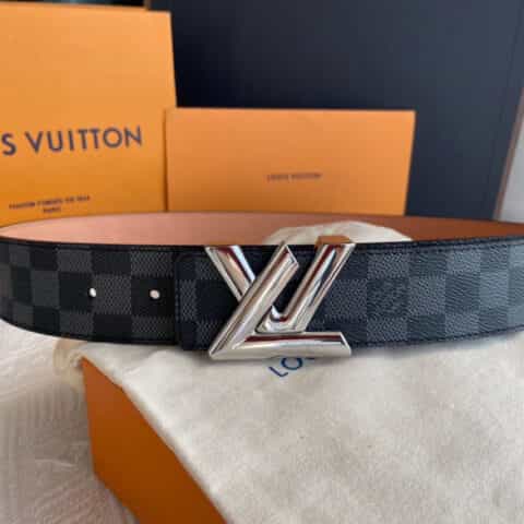 LV/路易威登   棋盘格/老花头层皮底专柜款金属扣男士3.8cm腰带