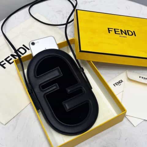 FENDI芬迪超薄款Fd手机包8526
