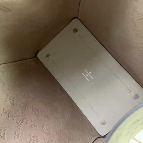 Louis Vuitton LV Hina MM BAG M53140灰色