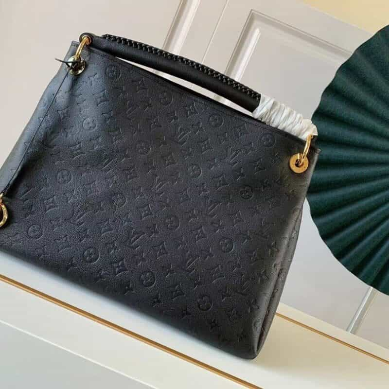 Louis Vuitton Artsy Handbag Monogram Canvas MM at 1stDibs  louis vuitton  thick strap, louis vuitton artsy mm m41066, artsy bag lv