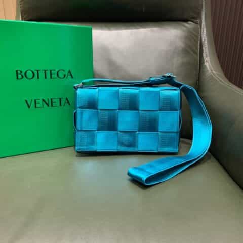 Bottega Veneta WEBBING织物面料编织斜挎包 680513闪耀蓝