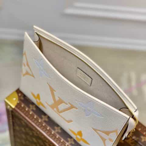 Louis Vuitton LV Toiletry Pouch 26 盥洗袋 M80504香草黄