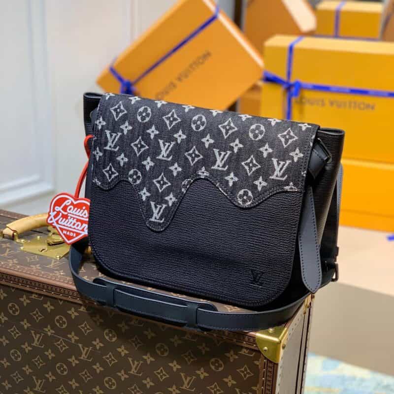 Louis Vuitton LV Besace Tokyo 邮差包 M45971黑色
