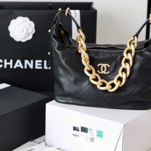 CHANEL 2022cc早春度假系列菜篮子流浪包 AS2910黑色
