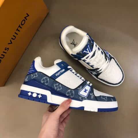 LV/路易威登   小牛皮空压Monogram 压纹高端新品男士TRAINER运动鞋