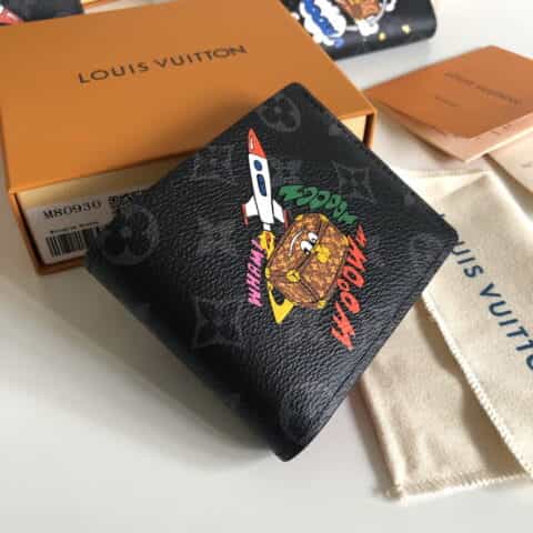 Louis Vuitton LV 小硬箱漫画火箭图案Multiple钱夹 M80930