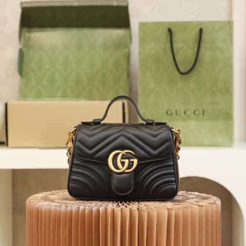 GUCCI 𝐆𝐆 𝐌𝐚𝐫𝐦𝐨𝐧𝐭 𝐌𝐢𝐧𝐢 邮差包 547260黑色