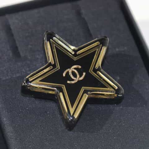 新款CHANEL香奈儿双c五角星胸针