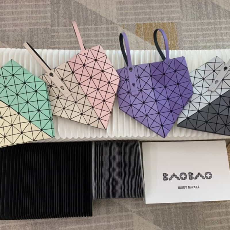 三宅一生ISSEY MIYAKE马卡龙色系手提袋0086