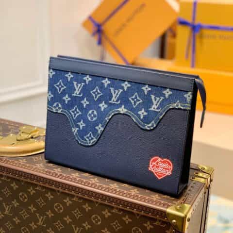 Louis Vuitton LV Pochette Voyage 手拿包 M45961