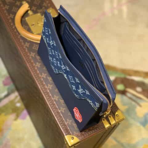 Louis Vuitton LV Pochette Voyage 手拿包 M45961