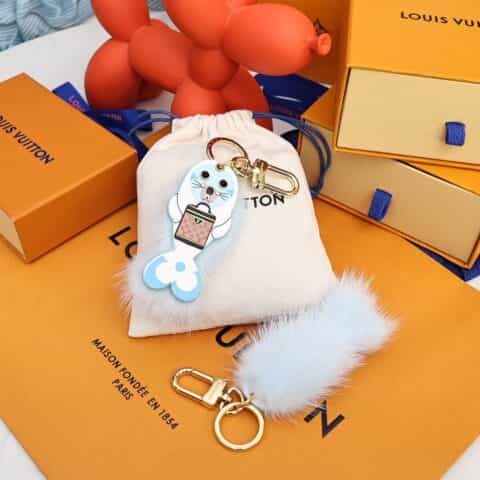 Louis Vuitton LV Seal 包饰与钥匙扣 M00550