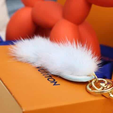 Louis Vuitton LV Seal 包饰与钥匙扣 M00550