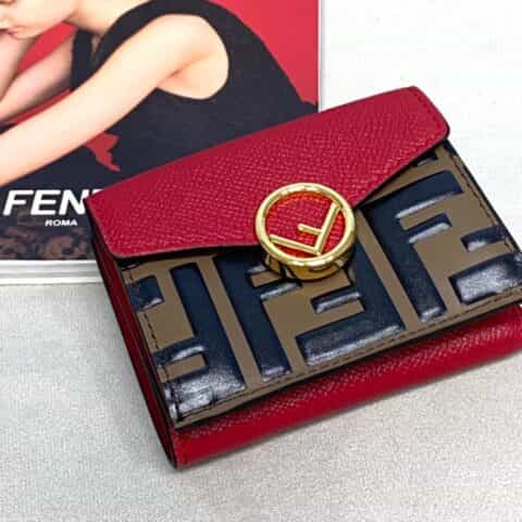 FENDI芬迪牛皮压印双F标志性多卡位名片包0261