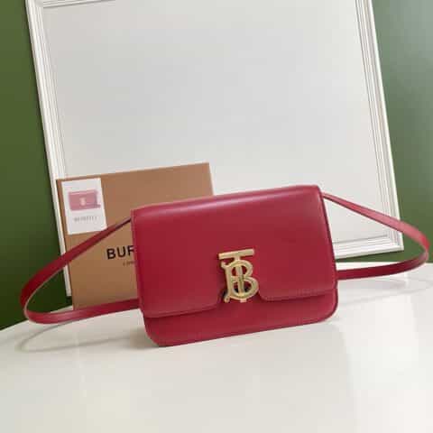 Burberry巴宝莉TB系列“KINGDOM 王者之都”肩背包