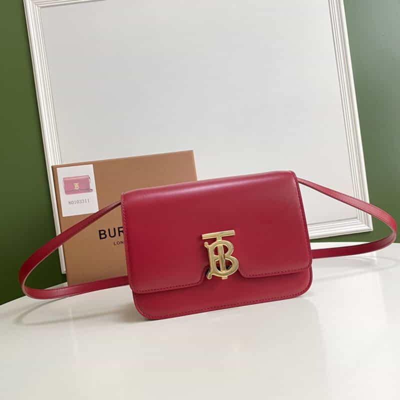 Burberry巴宝莉TB系列“KINGDOM 王者之都”肩背包