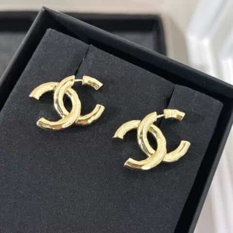 新款CHANEL香奈儿双c金色耳钉耳环