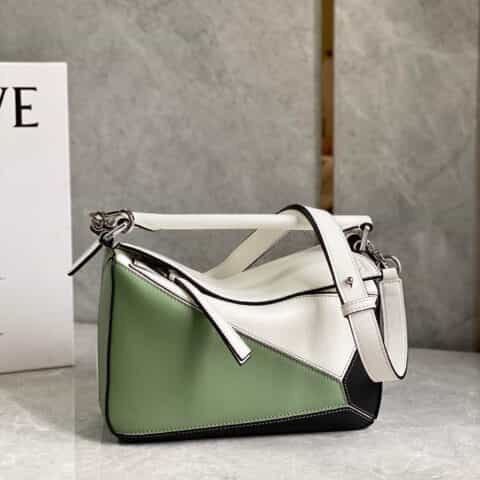 LOEWE罗意威 Puzzle bag 小号几何包 0189白绿黑拼色24CM