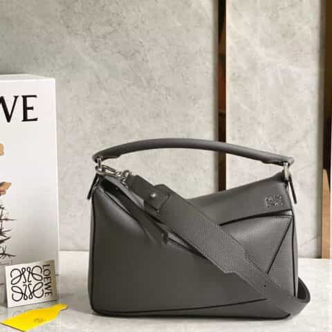 LOEWE罗意威 Puzzle bag 中号几何包 0160荔枝煤灰30CM