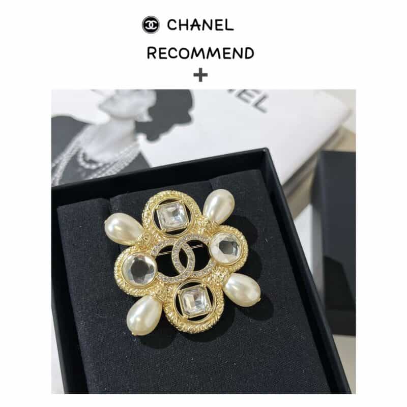 新款CHANEL香奈儿双c胸针