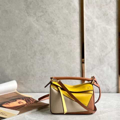 LOEWE罗意威 Mini Puzzle bag几何包 0338黄棕拼色18CM