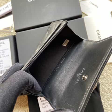 CHANEL进口意大利皮零钱包 A80603黑色羊皮古银五金