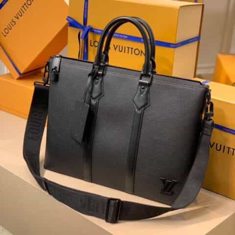 Louis Vuitton LV Lock It Tote bag M59158