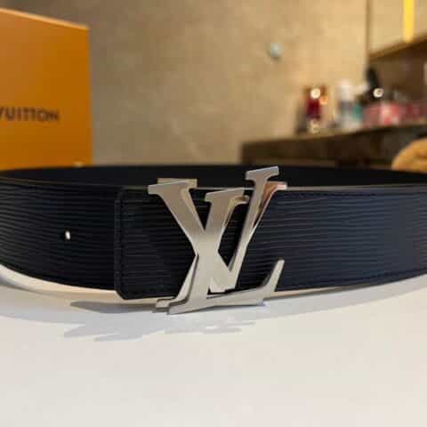 LV/路易威登  LV  Shake搭扣40毫米双面腰带