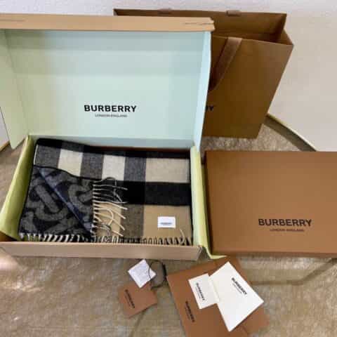 Burberry巴宝莉提花精纺羊绒围巾