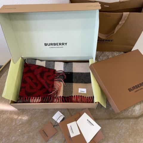 Burberry巴宝莉提花精纺羊绒围巾
