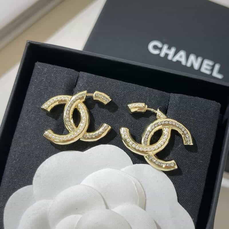新款CHANEL香奈儿双c带钻珍珠耳钉耳环